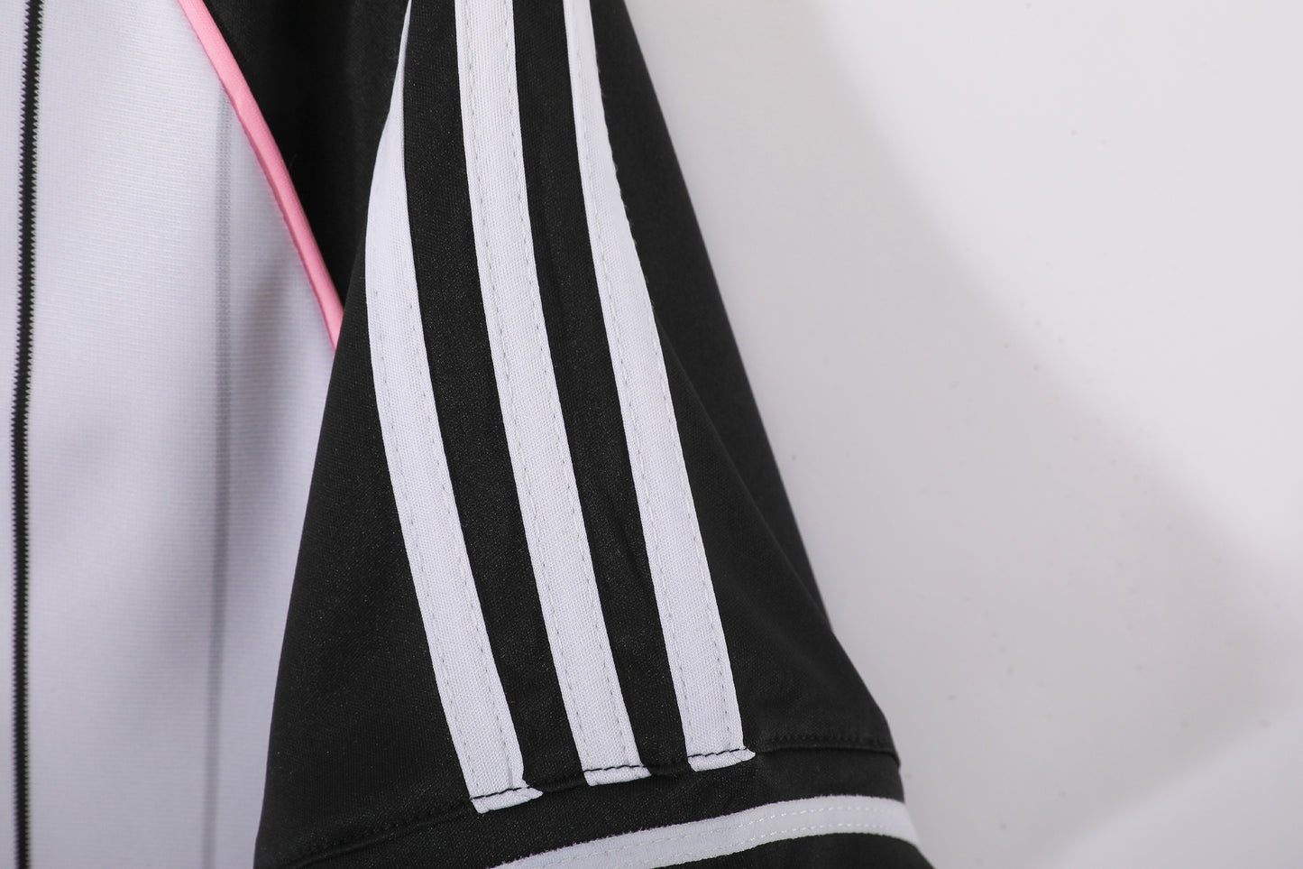 Juventus Baseball Edition – Lo Stile Bianconero Fuori dal Campo"