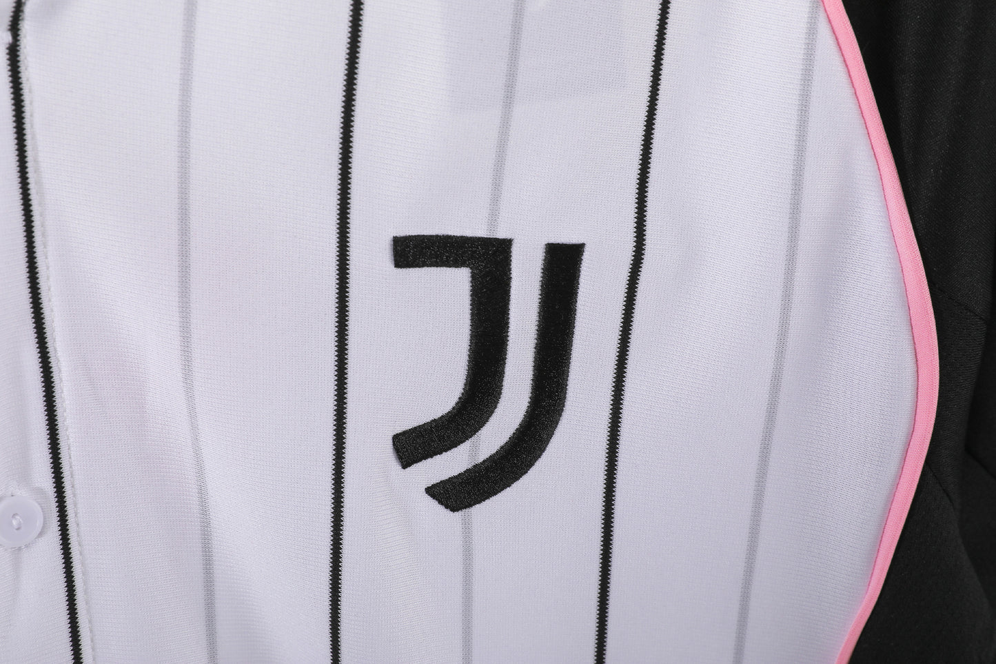 Juventus Baseball Edition – Lo Stile Bianconero Fuori dal Campo"