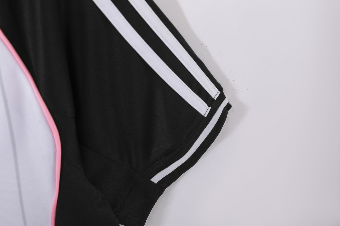 Juventus Baseball Edition – Lo Stile Bianconero Fuori dal Campo"