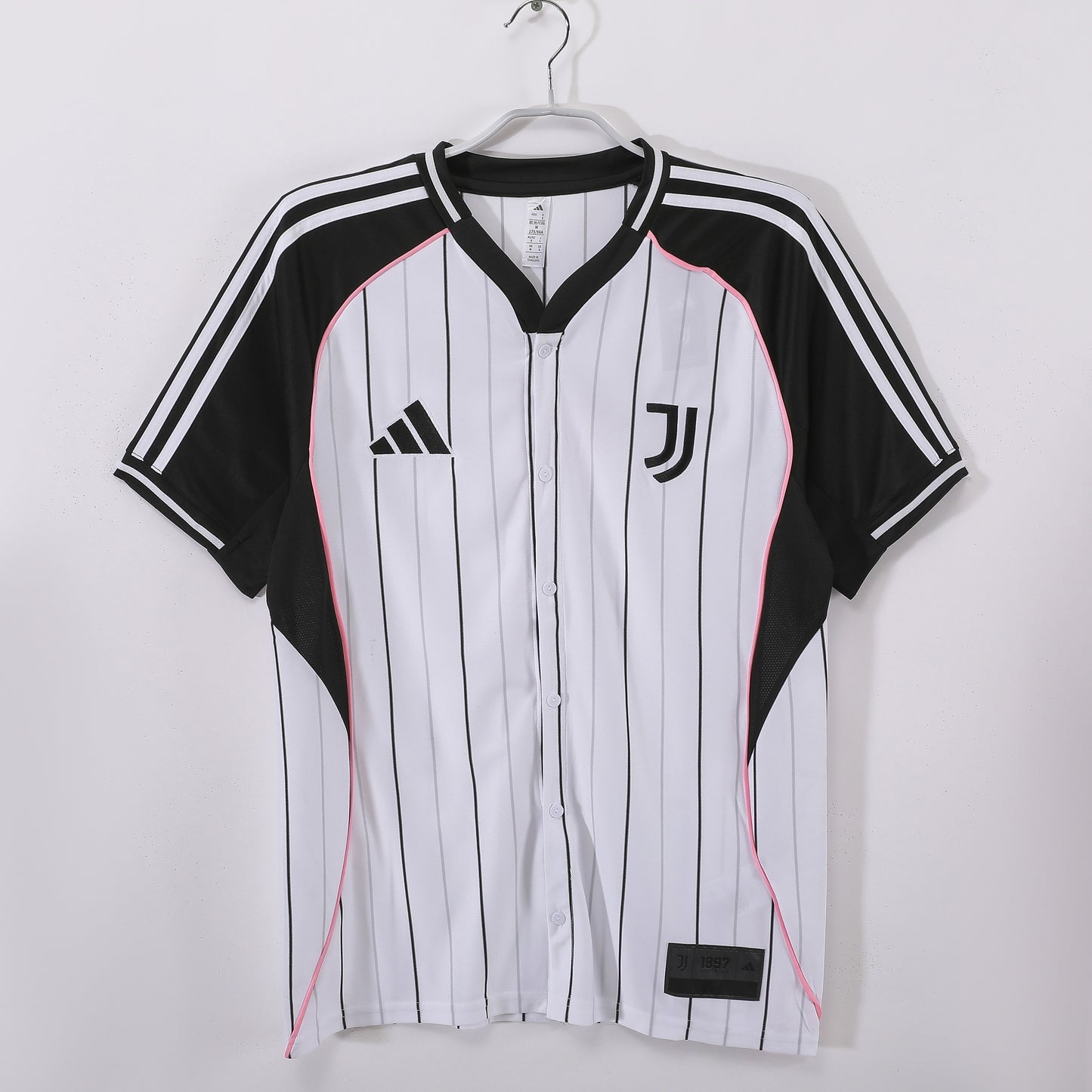 Juventus Baseball Edition – Lo Stile Bianconero Fuori dal Campo"