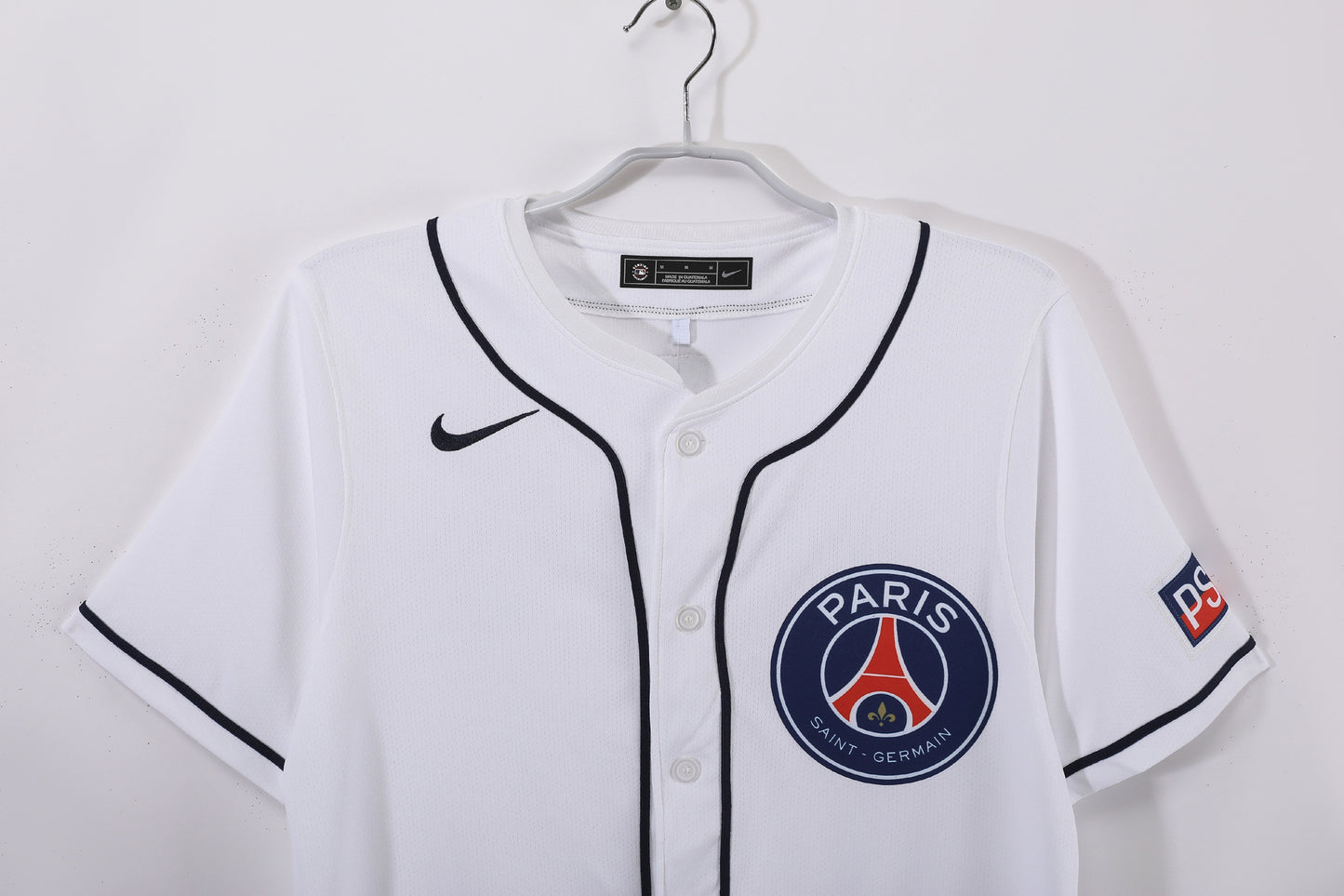 PSG Diamond Spirit – Eleganza Parigina in Stile Baseball