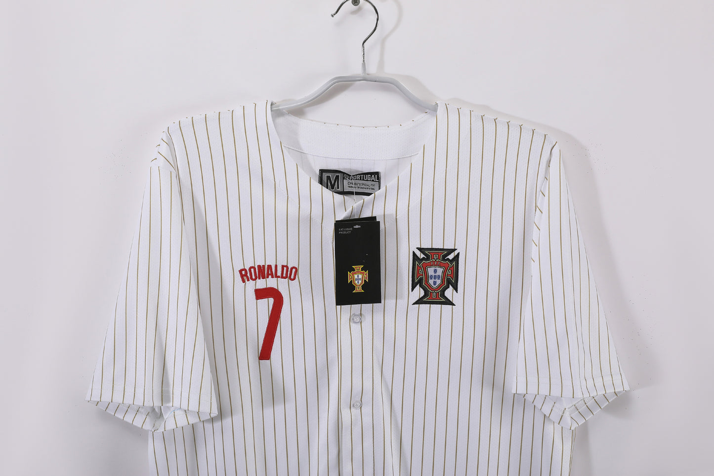 Maglia Tribute Ronaldo – Stile Baseball, Cuore Portoghese