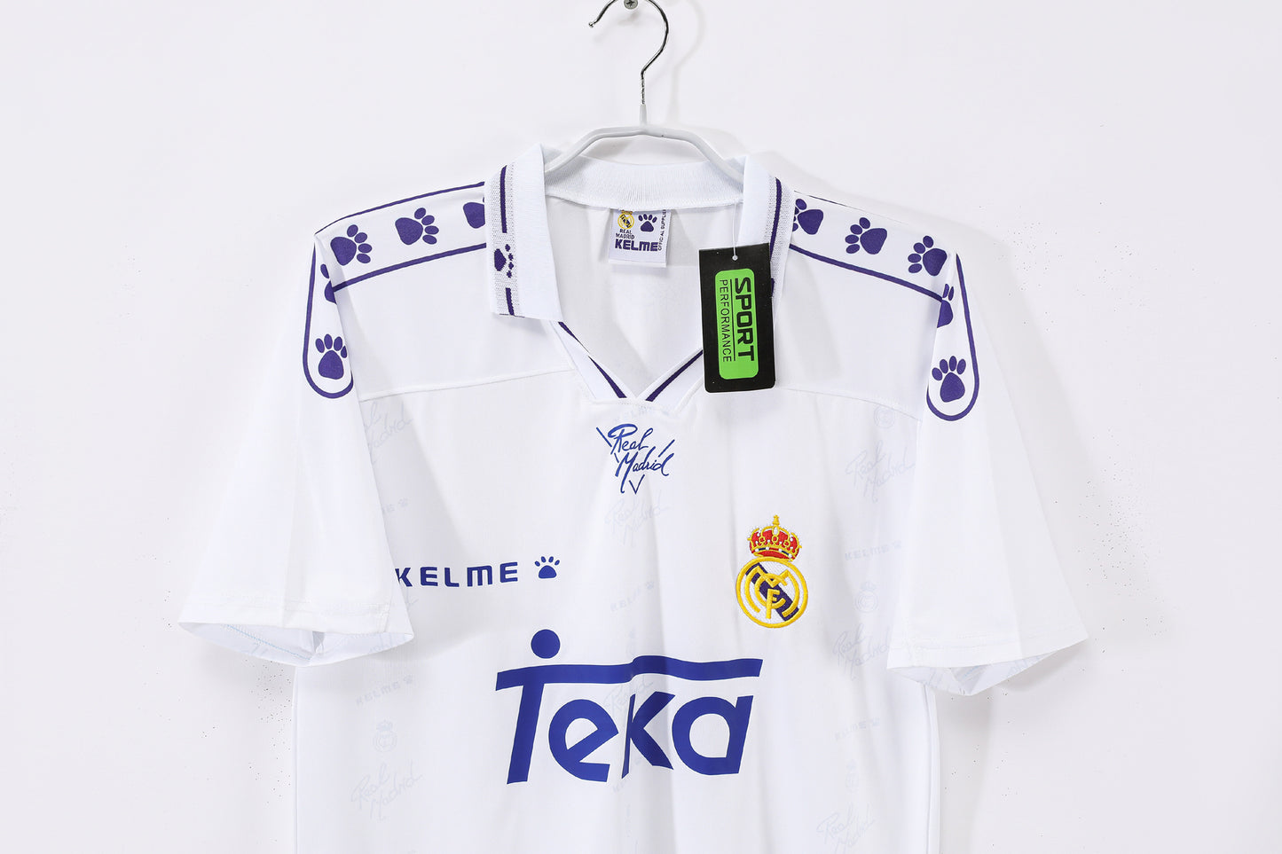 "Maglia Storica del Real Madrid 94/95 - Edizione Limitata Vintage!"