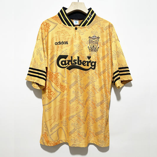 Liverpool Vintage 1995 – L’Icona Gialla dei Reds