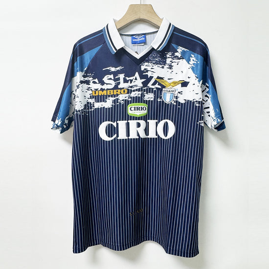 Lazio 1999/2000 – L’Aquila in Volo tra Stile e Gloria