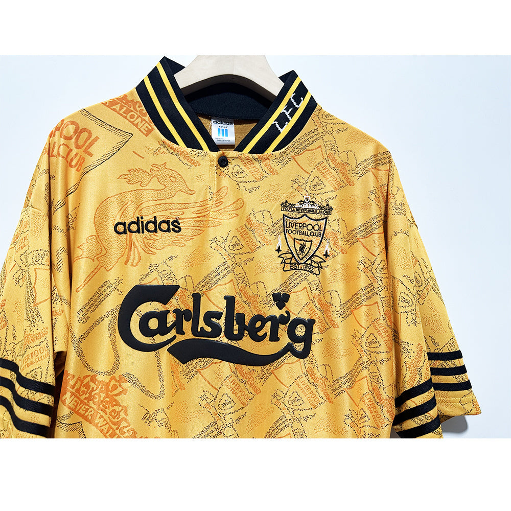 Liverpool Vintage 1995 – L’Icona Gialla dei Reds